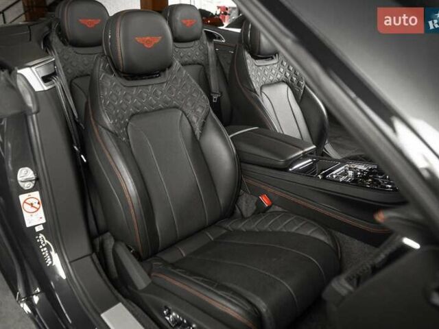 Сірий Бентлі Continental GT, об'ємом двигуна 4 л та пробігом 11 тис. км за 232900 $, фото 40 на Automoto.ua