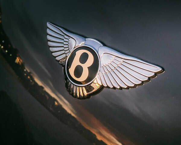 Сірий Бентлі Continental GT, об'ємом двигуна 6 л та пробігом 77 тис. км за 28000 $, фото 17 на Automoto.ua