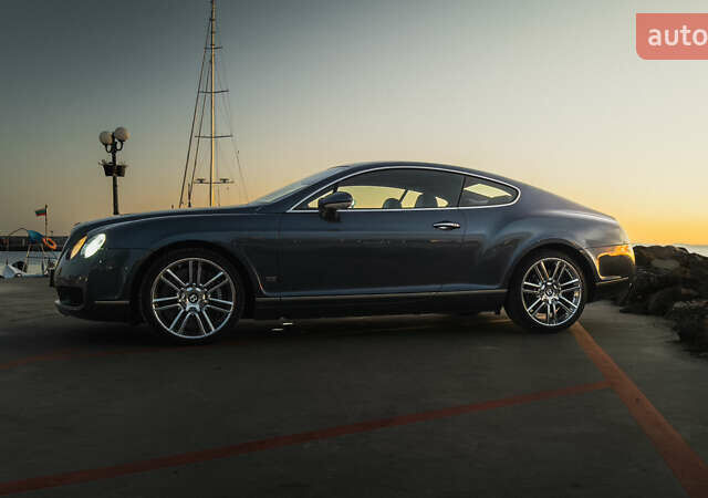 Сірий Бентлі Continental GT, об'ємом двигуна 6 л та пробігом 77 тис. км за 28000 $, фото 5 на Automoto.ua