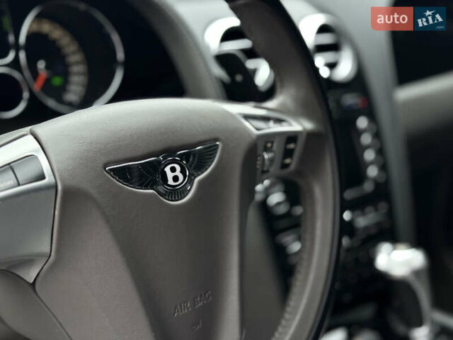 Серый Бентли Континенталь ГТ, объемом двигателя 6 л и пробегом 100 тыс. км за 46500 $, фото 31 на Automoto.ua