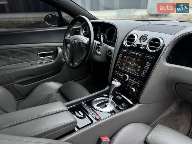 Серый Бентли Континенталь ГТ, объемом двигателя 6 л и пробегом 100 тыс. км за 46500 $, фото 53 на Automoto.ua