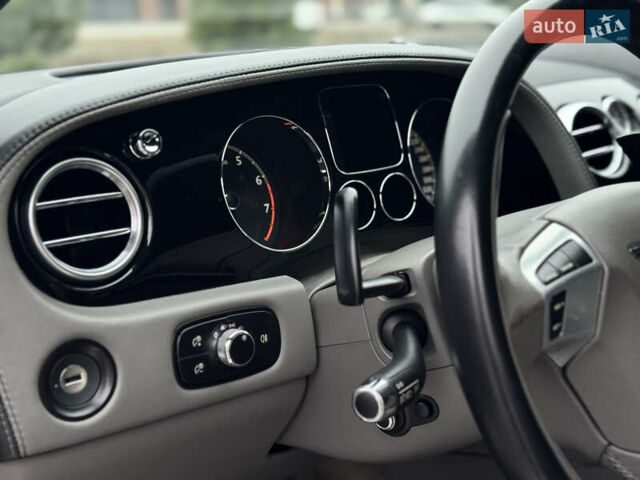 Серый Бентли Континенталь ГТ, объемом двигателя 6 л и пробегом 100 тыс. км за 46500 $, фото 29 на Automoto.ua