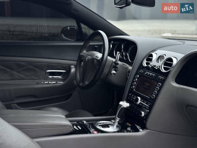 Серый Бентли Континенталь ГТ, объемом двигателя 6 л и пробегом 100 тыс. км за 46500 $, фото 48 на Automoto.ua