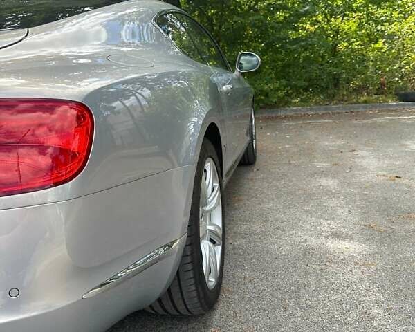 Бентли Континенталь ГТ 2011 в Киеве на Automoto.ua Серый Бентли Континенталь ГТ, объемом двигателя 6 л и пробегом 33 тыс. км за 55000 $, фото 7 на Automoto.ua
