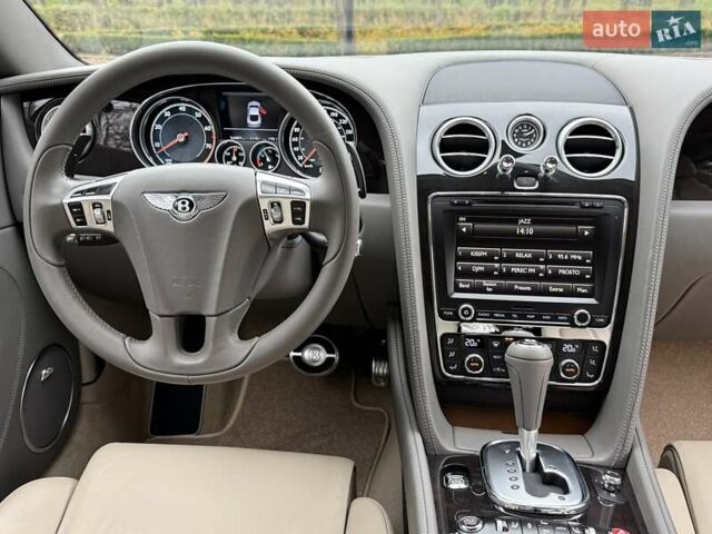 Серый Бентли Континенталь ГТ, объемом двигателя 6 л и пробегом 34 тыс. км за 52950 $, фото 87 на Automoto.ua