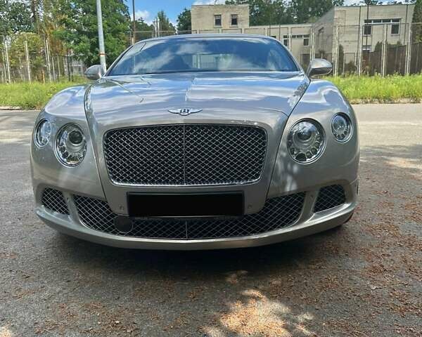 Бентли Континенталь ГТ 2011 в Киеве на Automoto.ua Серый Бентли Континенталь ГТ, объемом двигателя 6 л и пробегом 33 тыс. км за 55000 $, фото 5 на Automoto.ua