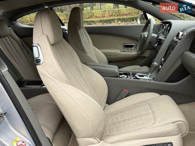 Серый Бентли Континенталь ГТ, объемом двигателя 6 л и пробегом 34 тыс. км за 52950 $, фото 97 на Automoto.ua