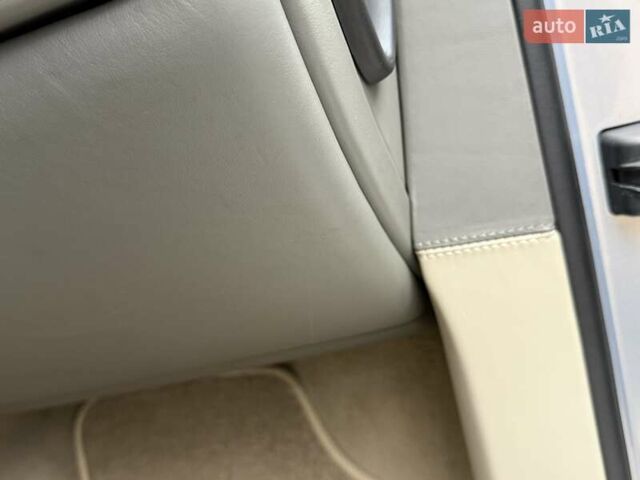 Серый Бентли Континенталь ГТ, объемом двигателя 6 л и пробегом 34 тыс. км за 52950 $, фото 132 на Automoto.ua