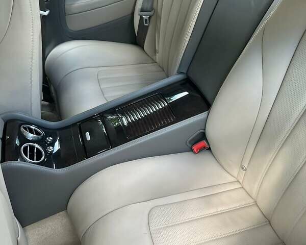 Бентли Континенталь ГТ 2011 в Киеве на Automoto.ua Серый Бентли Континенталь ГТ, объемом двигателя 6 л и пробегом 33 тыс. км за 55000 $, фото 9 на Automoto.ua