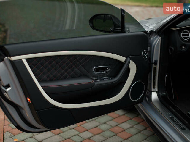 Серый Бентли Континенталь ГТ, объемом двигателя 6 л и пробегом 6 тыс. км за 291696 $, фото 17 на Automoto.ua