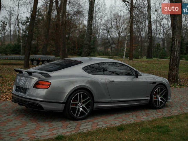 Серый Бентли Континенталь ГТ, объемом двигателя 6 л и пробегом 6 тыс. км за 291696 $, фото 7 на Automoto.ua