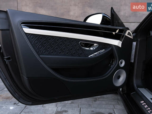 Серый Бентли Континенталь ГТ, объемом двигателя 6 л и пробегом 21 тыс. км за 204000 $, фото 20 на Automoto.ua