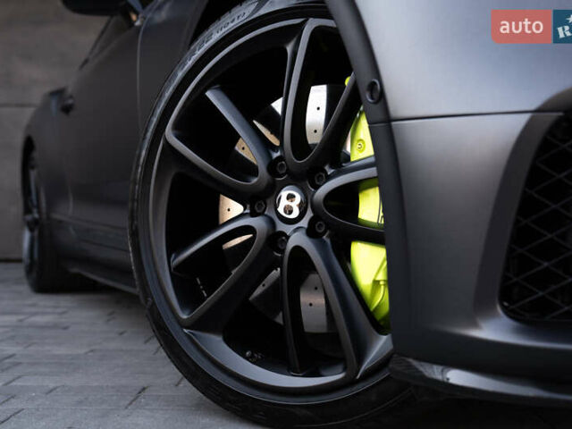 Серый Бентли Континенталь ГТ, объемом двигателя 6 л и пробегом 21 тыс. км за 204000 $, фото 6 на Automoto.ua