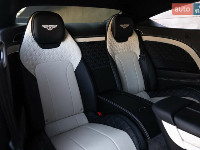 Серый Бентли Континенталь ГТ, объемом двигателя 6 л и пробегом 21 тыс. км за 204000 $, фото 31 на Automoto.ua