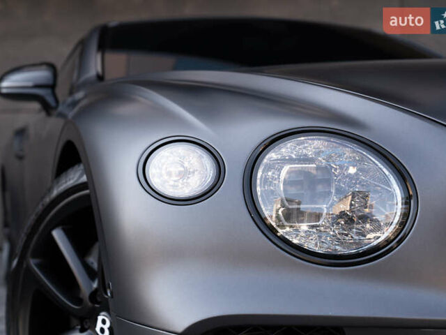 Серый Бентли Континенталь ГТ, объемом двигателя 6 л и пробегом 21 тыс. км за 204000 $, фото 5 на Automoto.ua