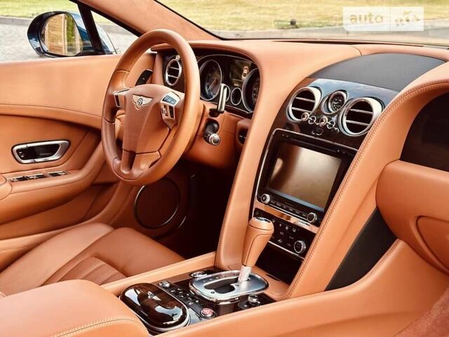 Синій Бентлі Continental GT, об'ємом двигуна 4 л та пробігом 88 тис. км за 77777 $, фото 28 на Automoto.ua