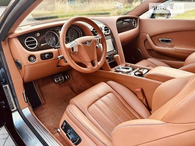 Синій Бентлі Continental GT, об'ємом двигуна 4 л та пробігом 88 тис. км за 77777 $, фото 19 на Automoto.ua