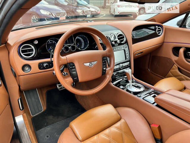 Чорний Бентлі Continental, об'ємом двигуна 6 л та пробігом 113 тис. км за 26500 $, фото 11 на Automoto.ua