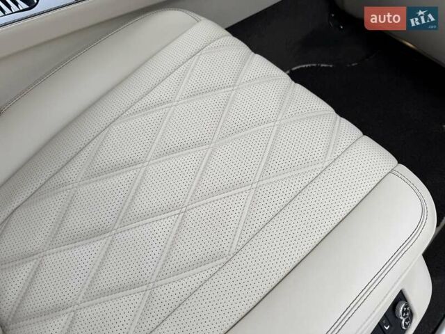 Бентли Флаинг Спур 2013 в Киеве на Automoto.ua Черный Бентли Флаинг Спур, объемом двигателя 6 л и пробегом 62 тыс. км за 62800 $, фото 56 на Automoto.ua
