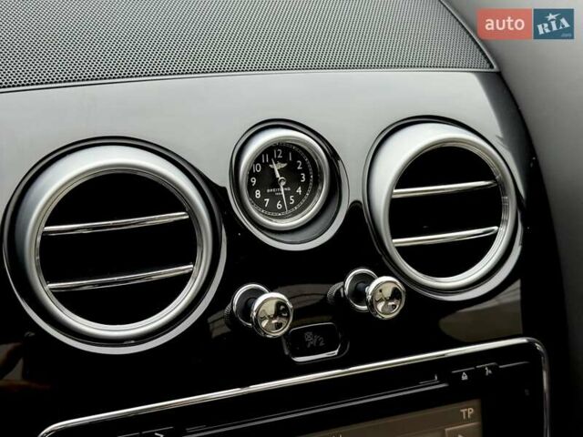 Бентли Флаинг Спур 2013 в Киеве на Automoto.ua Черный Бентли Флаинг Спур, объемом двигателя 6 л и пробегом 62 тыс. км за 62800 $, фото 90 на Automoto.ua