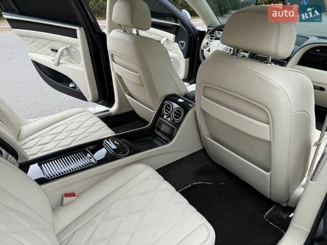 Бентли Флаинг Спур 2013 в Киеве на Automoto.ua Черный Бентли Флаинг Спур, объемом двигателя 6 л и пробегом 62 тыс. км за 62800 $, фото 55 на Automoto.ua