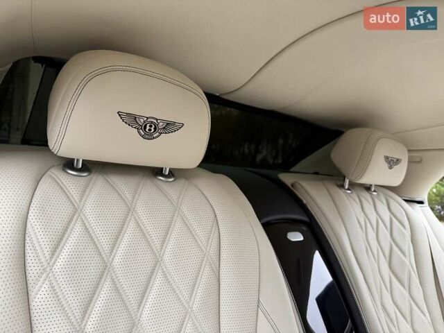 Бентли Флаинг Спур 2013 в Киеве на Automoto.ua Черный Бентли Флаинг Спур, объемом двигателя 6 л и пробегом 62 тыс. км за 62800 $, фото 58 на Automoto.ua