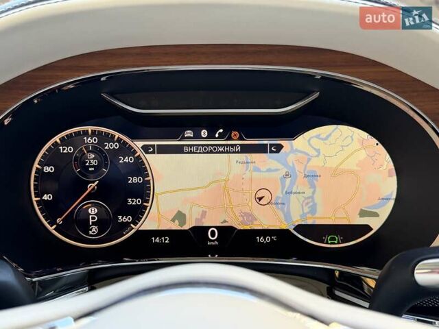 Чорний Бентлі Флаінг Спур, об'ємом двигуна 5.95 л та пробігом 36 тис. км за 219900 $, фото 38 на Automoto.ua