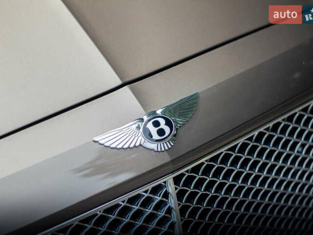 Коричневый Бентли Флаинг Спур, объемом двигателя 6 л и пробегом 59 тыс. км за 63500 $, фото 16 на Automoto.ua