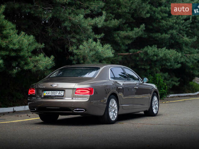 Коричневый Бентли Флаинг Спур, объемом двигателя 6 л и пробегом 59 тыс. км за 63500 $, фото 1 на Automoto.ua