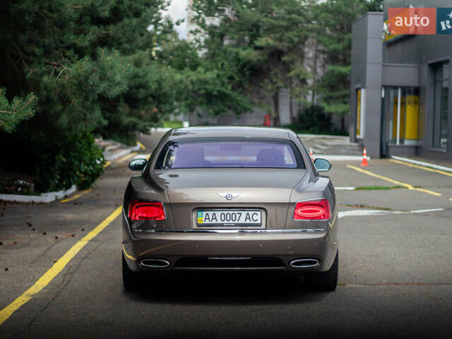 Коричневый Бентли Флаинг Спур, объемом двигателя 6 л и пробегом 59 тыс. км за 63500 $, фото 7 на Automoto.ua