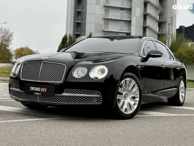 Бентли Флаинг Спур, объемом двигателя 6 л и пробегом 62 тыс. км за 61800 $, фото 2 на Automoto.ua