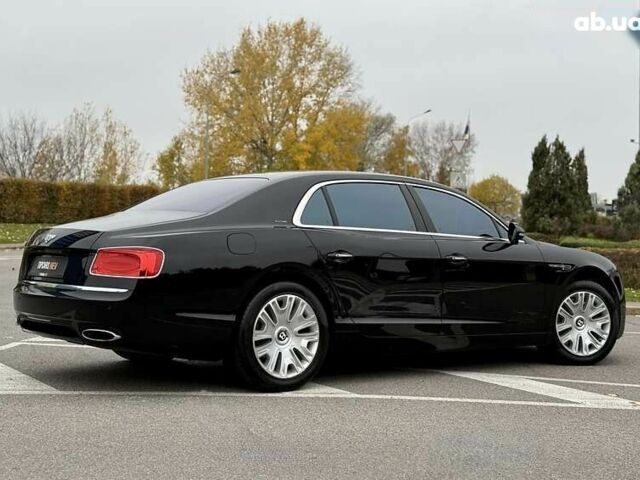 Бентли Флаинг Спур, объемом двигателя 6 л и пробегом 62 тыс. км за 61800 $, фото 20 на Automoto.ua