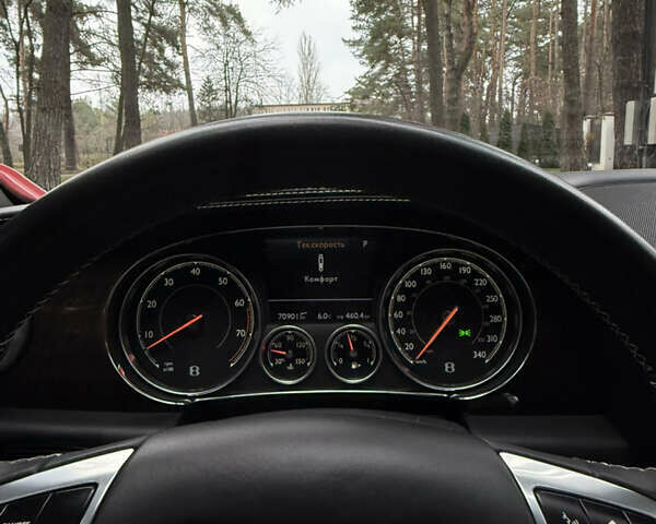 Серый Бентли Флаинг Спур, объемом двигателя 3.99 л и пробегом 71 тыс. км за 95000 $, фото 19 на Automoto.ua