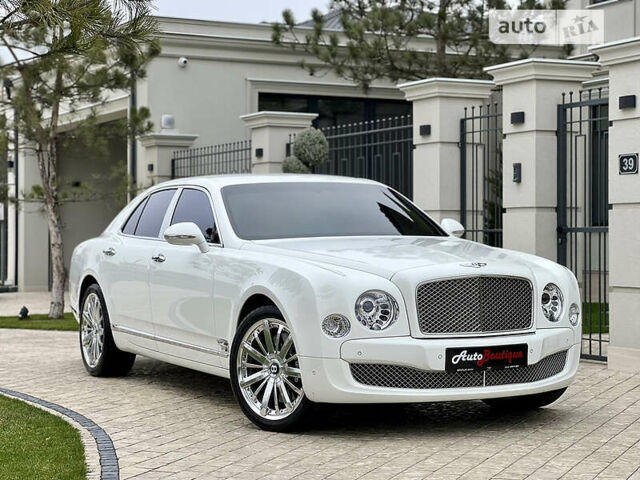 Білий Бентлі Mulsanne, об'ємом двигуна 6.8 л та пробігом 4 тис. км за 195000 $, фото 21 на Automoto.ua