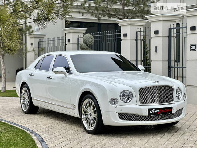 Білий Бентлі Mulsanne, об'ємом двигуна 6.8 л та пробігом 4 тис. км за 195000 $, фото 20 на Automoto.ua