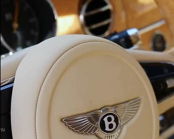 Чорний Бентлі Mulsanne, об'ємом двигуна 6.76 л та пробігом 61 тис. км за 122000 $, фото 4 на Automoto.ua