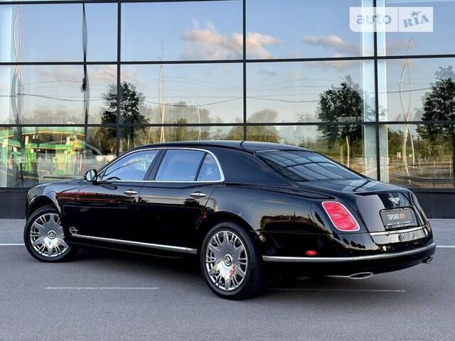 Чорний Бентлі Mulsanne, об'ємом двигуна 6.75 л та пробігом 61 тис. км за 128500 $, фото 16 на Automoto.ua