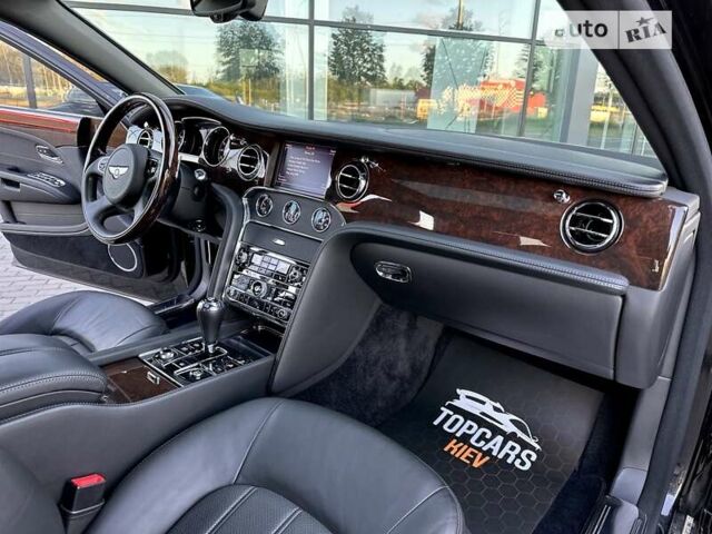 Чорний Бентлі Mulsanne, об'ємом двигуна 6.75 л та пробігом 61 тис. км за 128500 $, фото 32 на Automoto.ua