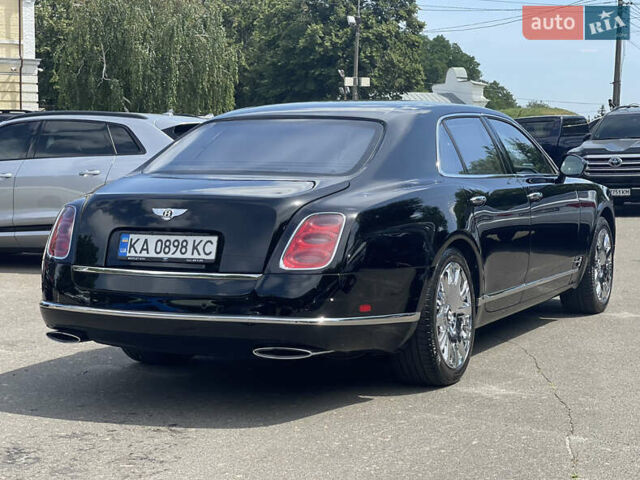 Чорний Бентлі Mulsanne, об'ємом двигуна 6.75 л та пробігом 61 тис. км за 120000 $, фото 2 на Automoto.ua