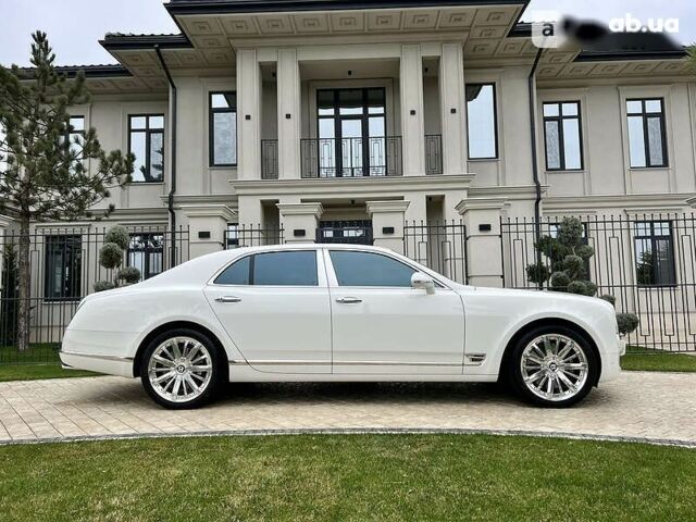 Бентлі Mulsanne, об'ємом двигуна 6.8 л та пробігом 4 тис. км за 195000 $, фото 17 на Automoto.ua