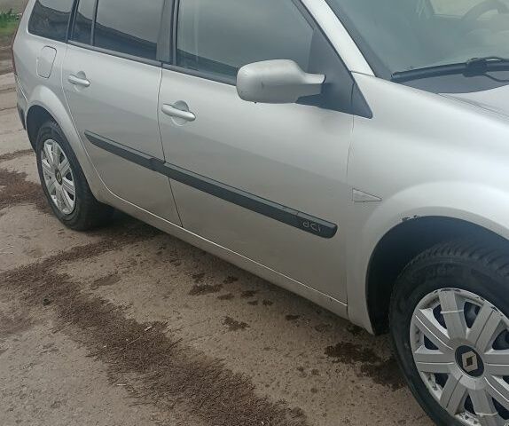 Серый Бентли Другая, объемом двигателя 1.5 л и пробегом 235 тыс. км за 4300 $, фото 4 на Automoto.ua