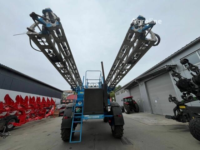 Синий Berthoud Боксер, объемом двигателя 0 л и пробегом 0 тыс. км за 28440 $, фото 8 на Automoto.ua