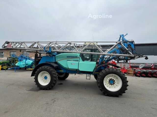 Синий Berthoud Боксер, объемом двигателя 0 л и пробегом 0 тыс. км за 28440 $, фото 6 на Automoto.ua