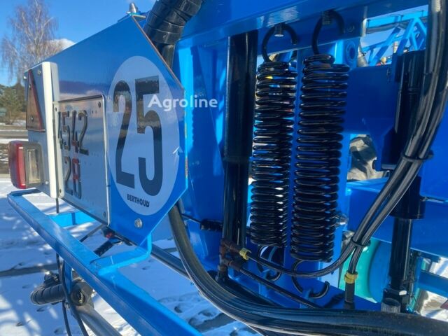 Berthoud Мажор 2002 в Луцке на Automoto.ua Синий Berthoud Мажор, объемом двигателя 0 л и пробегом 0 тыс. км за 21550 $, фото 7 на Automoto.ua