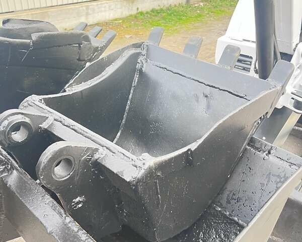 Бобкэт 325, объемом двигателя 0 л и пробегом 6 тыс. км за 18700 $, фото 11 на Automoto.ua