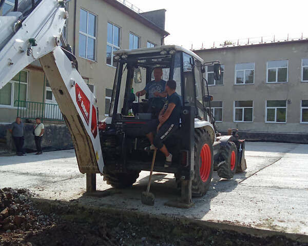 Бобкэт 730, объемом двигателя 0 л и пробегом 0 тыс. км за 83700 $, фото 5 на Automoto.ua