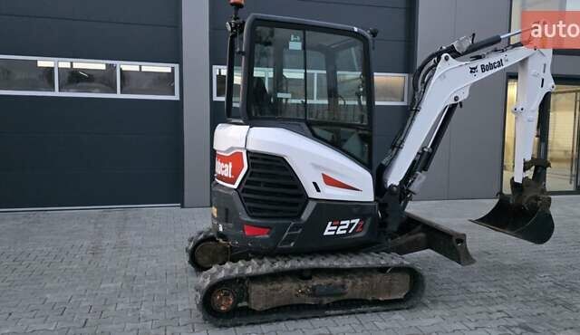 Белый Бобкэт Е, объемом двигателя 1.5 л и пробегом 2 тыс. км за 31900 $, фото 2 на Automoto.ua