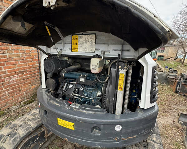 Бобкэт Е, объемом двигателя 2.3 л и пробегом 2 тыс. км за 42000 $, фото 14 на Automoto.ua