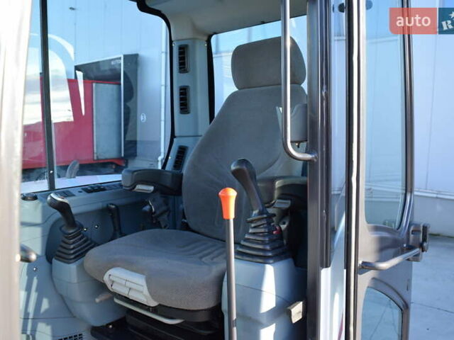 Бобкэт Е, объемом двигателя 0 л и пробегом 0 тыс. км за 63900 $, фото 8 на Automoto.ua