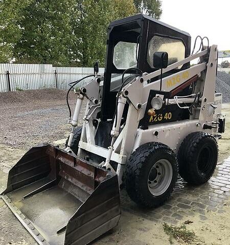 Бобкэт С185 1990 в Львове на Automoto.ua Белый Бобкэт С185, объемом двигателя 2 л и пробегом 100 тыс. км за 7500 $, фото 2 на Automoto.ua